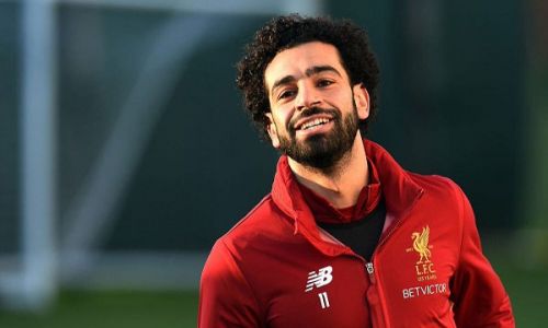 شاهد.. محمد صلاح في عطلته من ليفربول بحر وسمك وبطاطس (فيتشر)