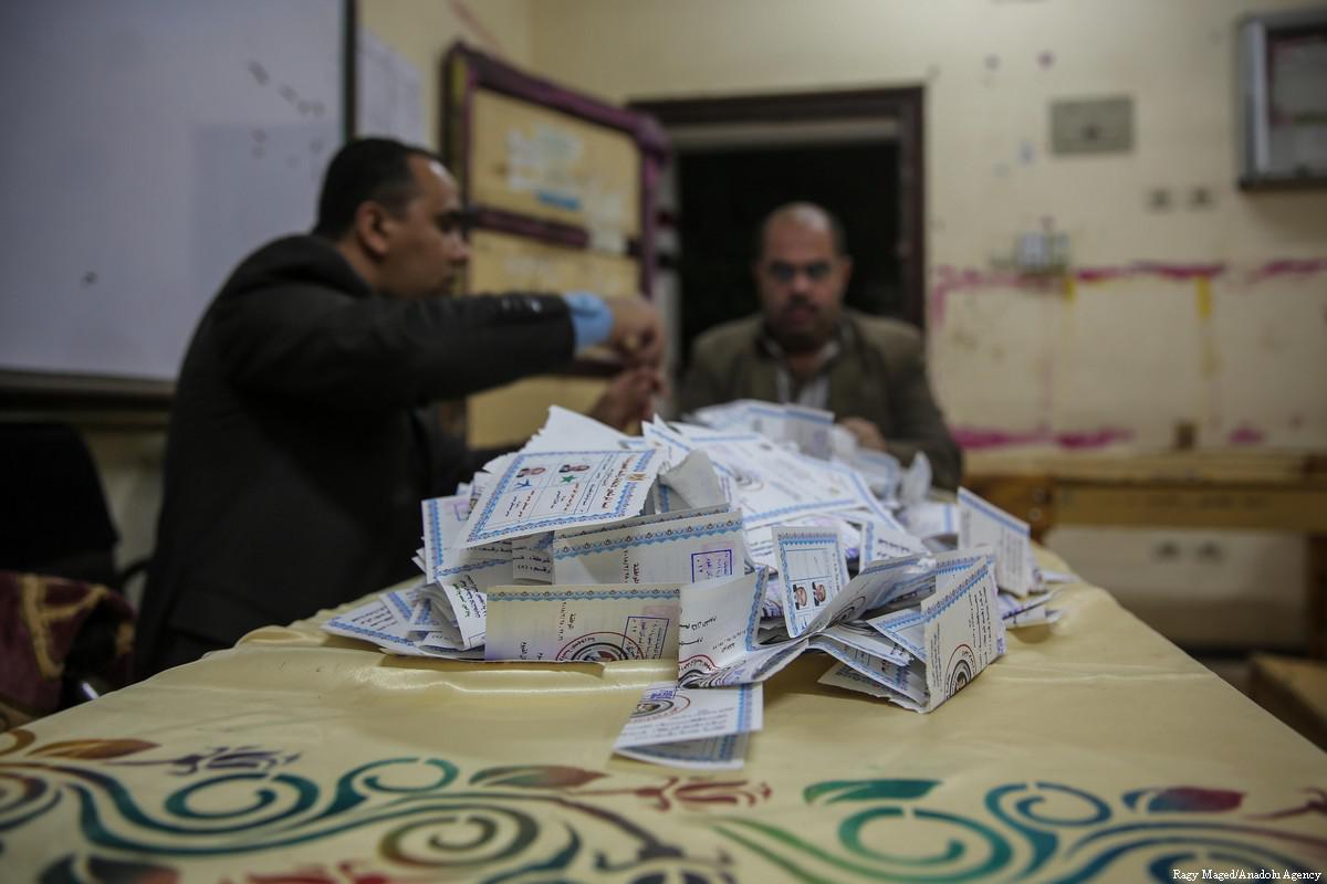 تغطية الصحف الخاصة "المصري اليوم والوطن" لليوم الأخير من الدعاية الانتخابية