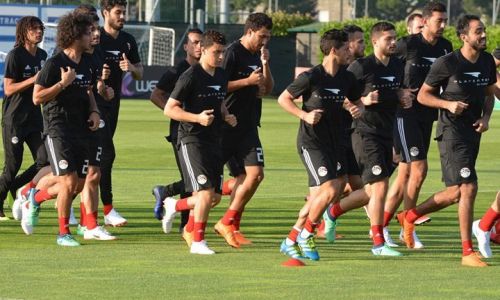 بالصور .. منتخب  مصر يتدرب على فترتين استعدادًا لكولومبيا (خبر)