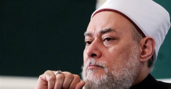 علي جمعة: عقلية جماعة الإخوان تافهة