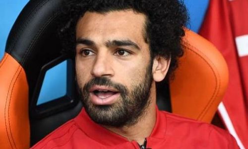 شاهد.. محمد صلاح يوجه رسالة إلى عصام الحضري