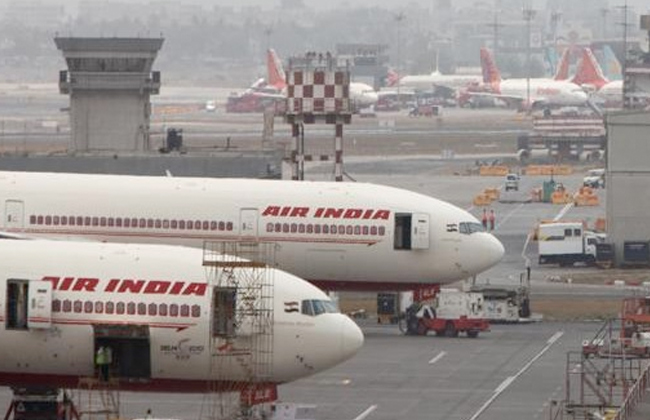 سقوط مضيفة جوية من طائرة ركاب في الهند