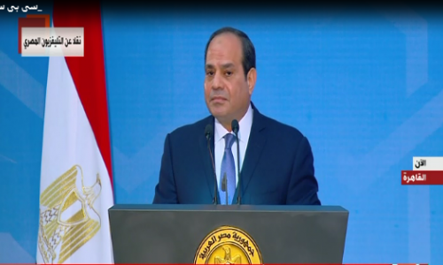 بالفيديو.. السيسي: أنا بشوف العجب أثناء إدارة الدولة من الناس