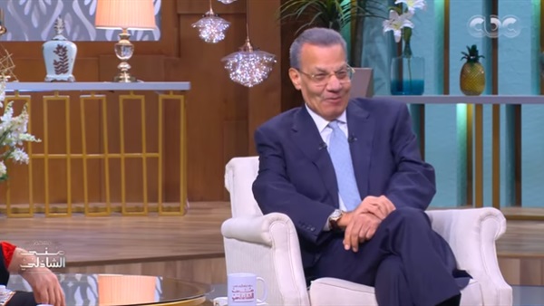 عادل حمودة يكشف سبب رفضه نشر كتاب سياسي عن عهد مبارك رغم كتابته 4 مرات (فيديو)