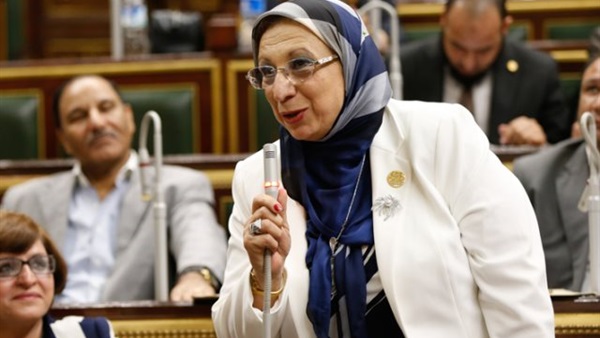 بعد إقالة عميد معهد القلب.. برلمانية توجه سؤالا لـ'وزيرة الصحة'