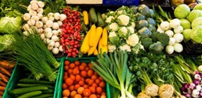 "الغرفة التجارية" للمواطنين: أسعار الخضروات انخفضت 20%.. "بلاش تهافت"
