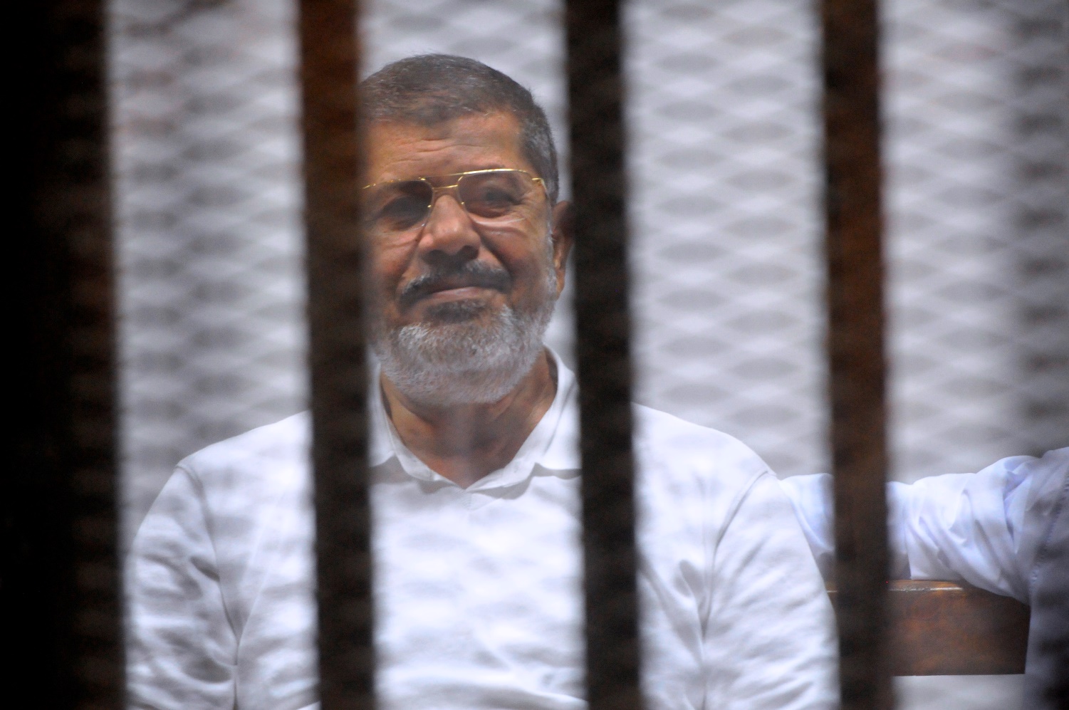 عاجل .. وفاة محمد مرسي العياط أثناء حضوره لجلسة محاكمته في قضية التخابر