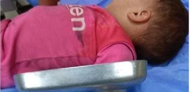 والدة الطفل ضحية "مفرمة اللحمة": "ابني كان بيلعب.. حركته كتيرة"