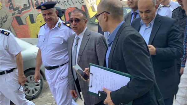 مدير أمن الجيزة يتفقد الخدمات الأمنية بالشارع