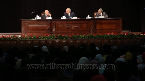 فاروق الباز يكشف قصة تسمية كويكب باسمه