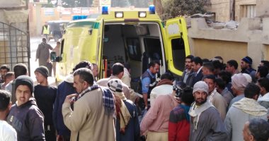 إصابة 12 عاملا باليومية فى انقلاب سيارة نصف نقل فى الشرقية