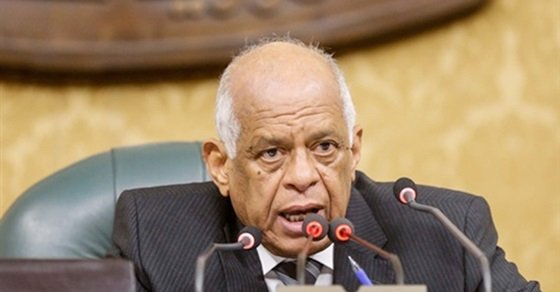 الحكومة فين .. عبد العال يهاجم غياب الوزراء عن جلسة البرلمان