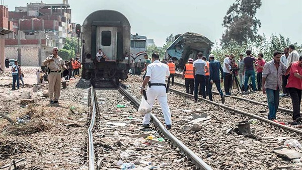 مصرع فتاة أسفل عجلات قطار بطرة البلد