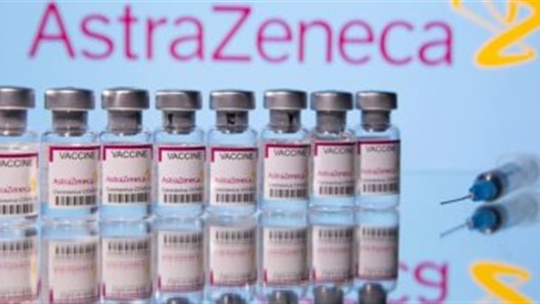 "الصحة" تكشف الآثار الجانبية للقاحي أسترازينكا وسينوفارم