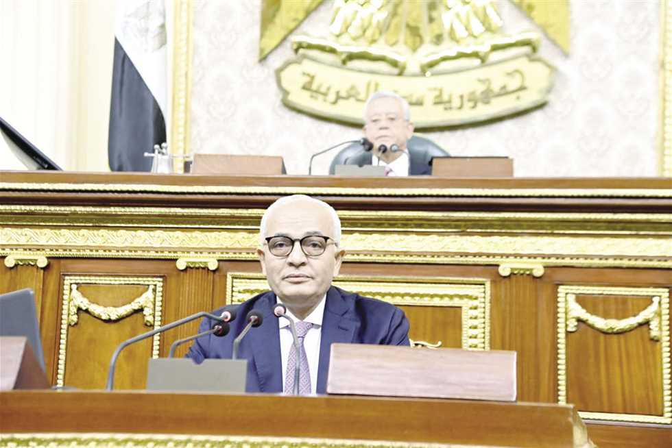 طلب إحاطة عاجل لرئيس الوزراء بعد تصريحات وزير التربية والتعليم أمام البرلمان