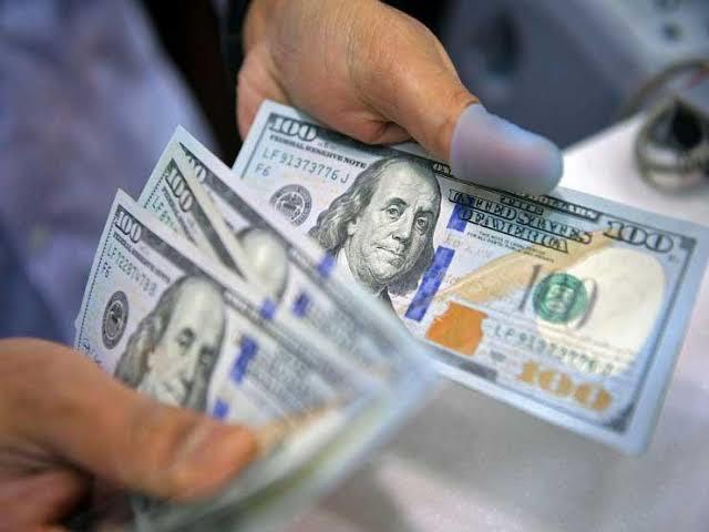 بعد وصوله إلى 50 جنيها.. ارتفاع جديد بسعر الدولار في السوق السوداء