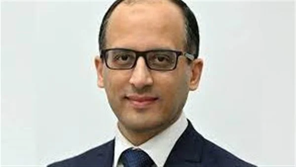 الحكومة: التأمين الصحي يتحمل تكلفة زيادة أسعار الدواء.. ونخفف أحمال الكهرباء بالعاصمة الإدارية