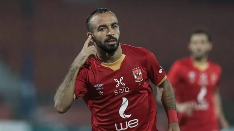 أزمات أفشة تتصاعد، اللاعب يعترض على كولر: "هو مافيش غيري" (فيديو)