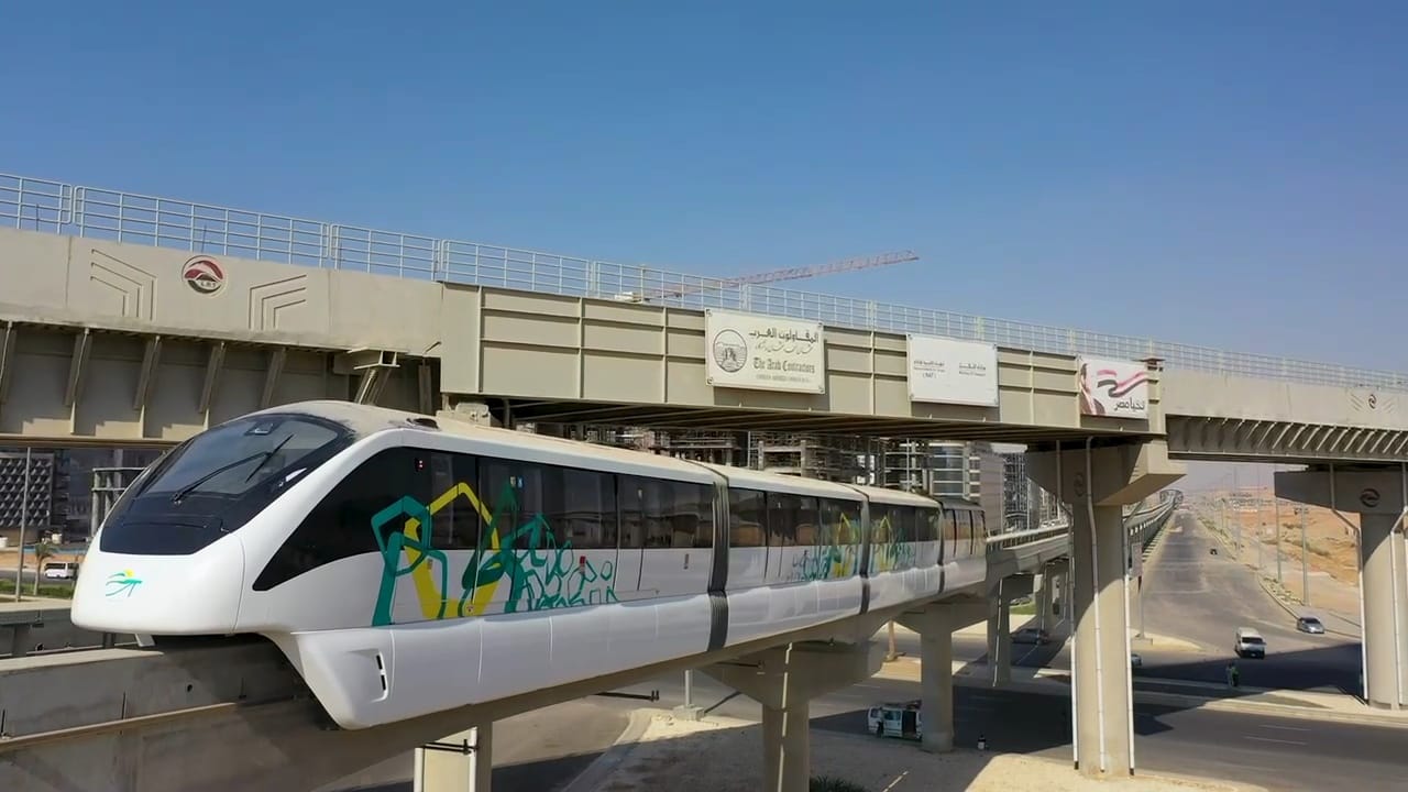 أستاذ هندسة طرق: المونوريل بديل نقل أخضر يقلل التكلفة ويحل أزمة الزحام في مصر