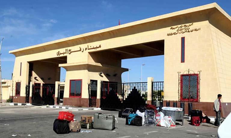 مصدر رفيع المستوى: مصر رفضت أي تنسيق مع إسرائيل بشأن معبر رفح