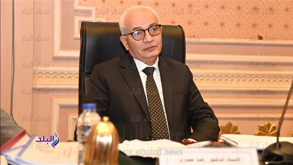 بعد قيام مدرسة بتدريس "مناهج غير أخلاقية".. قرار عاجل من التعليم الآن