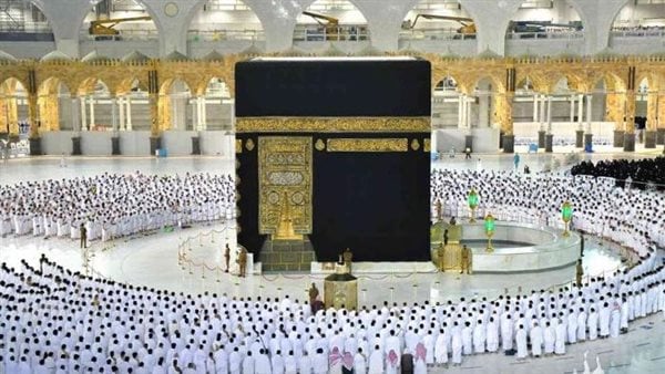 17500 جنيه.. شركات السياحة تكشف حقيقة أسعار عمرة المولد النبوي المتداولة