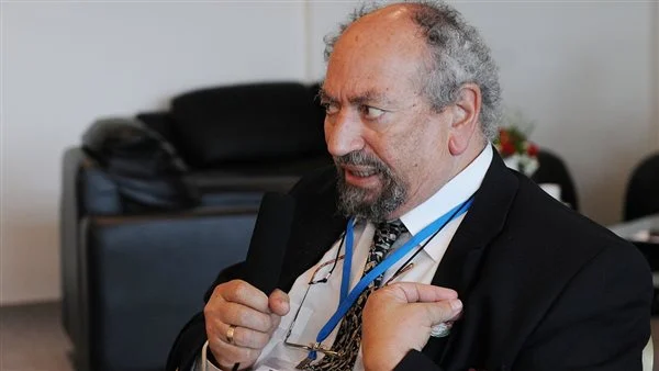 تفاصيل الوصية الأخيرة للدكتور سعد الدين إبراهيم قبل وفاته