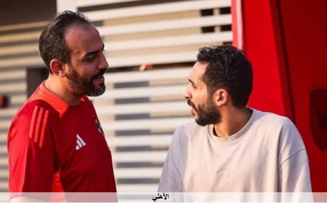 سر غياب علي معلول وكريم فؤاد عن تسليم درع الدوري.. مصدر يوضح