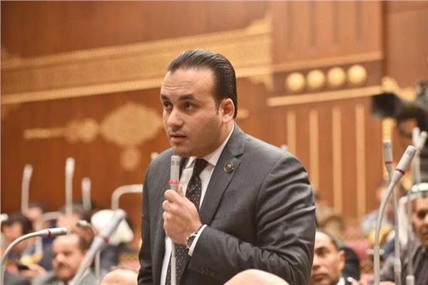 النائب عمرو فهمي: الدولة أولت اهتماما غير مسبوق بملف دعم العمالة غير المنتظمة