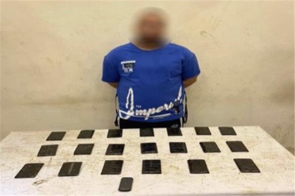 سقوط عاطلين بحوزتهما كمية كبيرة من المواد المخدرة بالقاهرة