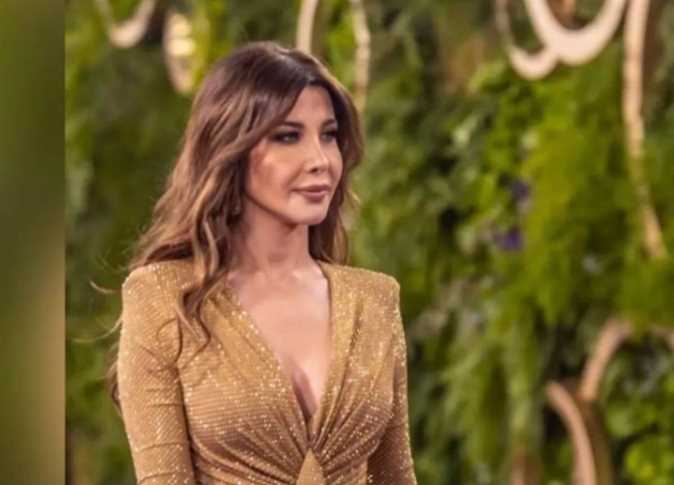 أول تعليق من نانسي عجرم بعد ظهورها مع معجب إسرائيلي