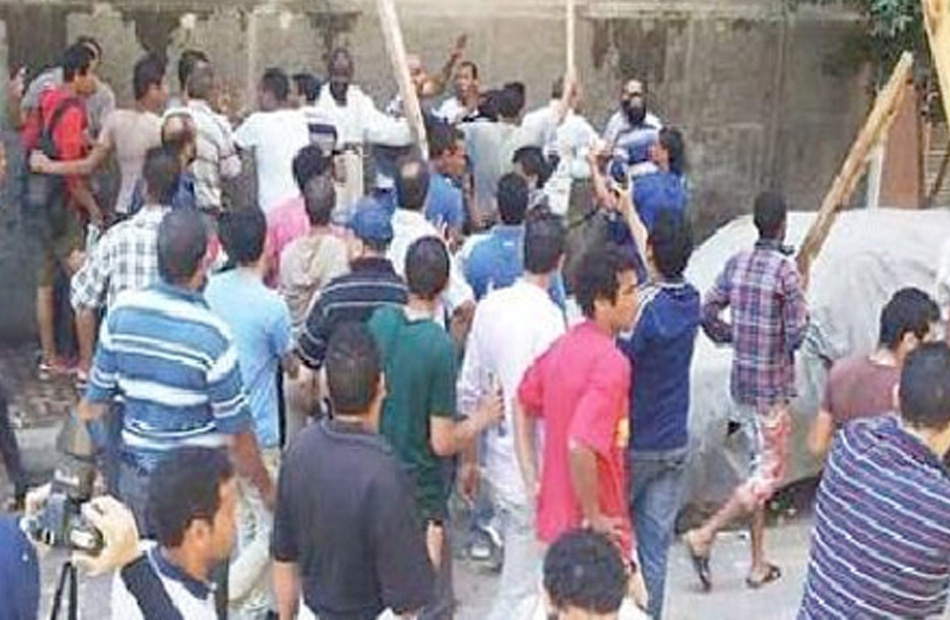 إصابة سائق توكتوك ووالدته بـ «رش خرطوش» على يد شخصين.. تفاصيل مشاجرة المرج