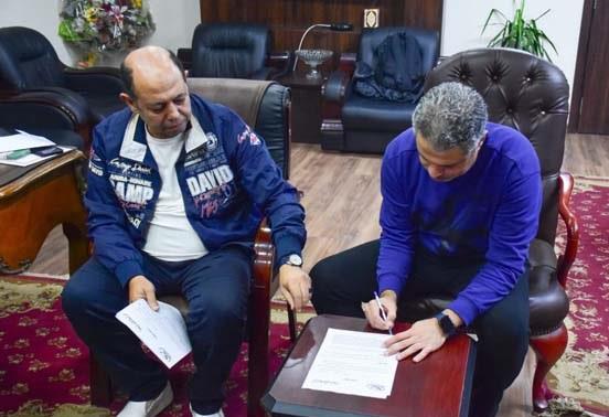 "مبلغ كبير".. إبراهيم سعيد يكشف راتب معتمد جمال مع الزمالك بعد توقيع العقود