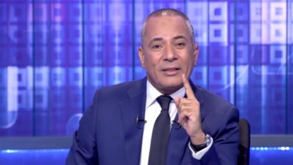 أحمد موسى يهاجم وزارة التموين: بتقول كلام معسول على الورق والواقع عذاب للمواطن