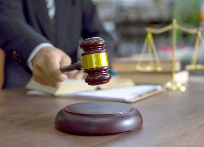 «استدرجه لمناطق عدة».. تأجيل محاكمة سائق التوك توك المتهم بهتك عرض طفل بالمطرية