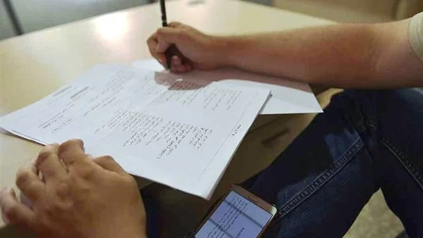 التعليم تتوصل لهوية مصور امتحان التفاضل والتكامل الخاص بطلاب الثانوية: جارٍ تحرير محضر