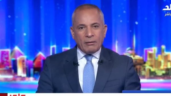 فضيحة التعاقد مع فيتوريا.. أحمد موسى ينفعل ويطالب وزير الرياضة بأمر عاجل