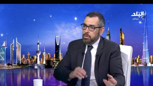 خبير يضع روشتة إصلاح اقتصادي بعد صفقة رأس الحكمة.. فيديو
