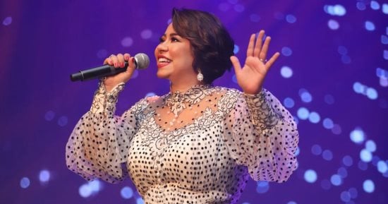 شيرين عبد الوهاب فى مأزق جديد بعد تسريب أغنية كل الحاجات