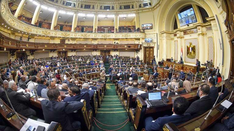 طلب إحاطة بشأن تعثر توفير الدولار للطلبة المصريين المغتربين لأداء امتحاناتهم في روسيا وأوكرانيا