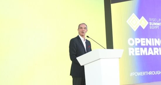 وزير الاتصالات: تحسين الإنترنت والقدرات الرقمية وصناعة التعهيد أبرز الأولويات