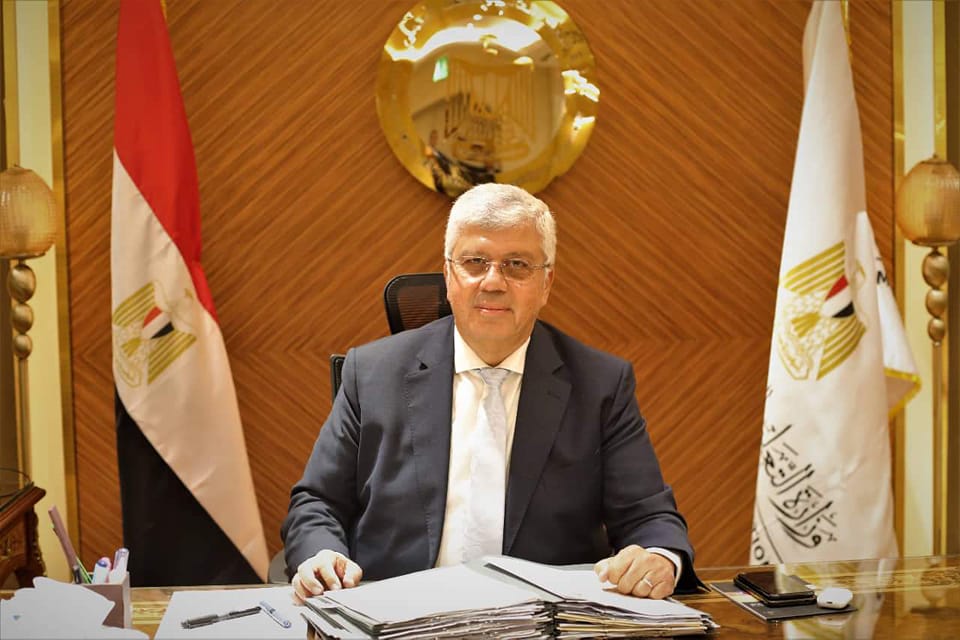 إعلان جداول الترم الثاني بالجامعات