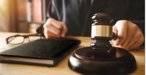 السجن 15 سنة لمكوجى بتهمة الاعتداء على طفل داخل عقار فى عابدين