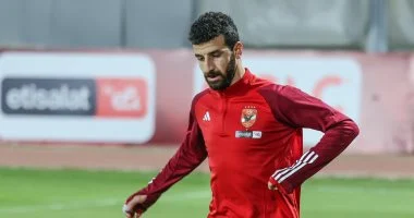 متولي يعود لتشكيل الأهلي أمام بلدية المحلة لتعويض غياب "منعم"