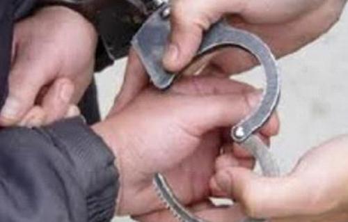 القبض على عاطلين وراء سرقة سيارة مواطن وبحوزتهما مخدرات بجنوب سيناء