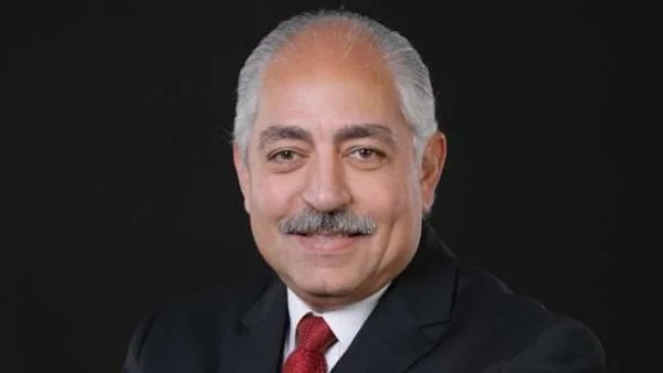 وزير الصحة يتواصل مع أسرة العامري فاروق للاطمئنان على حالته الصحية