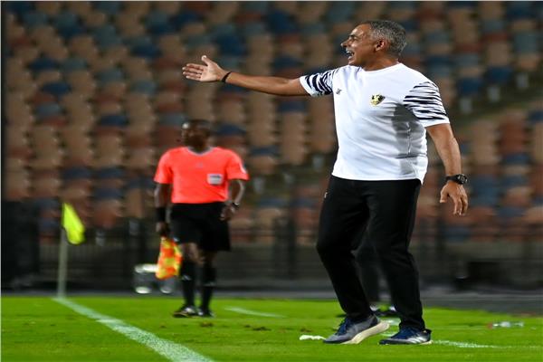 جوميز يحفز لاعبي الزمالك قبل موقعة السوبر الأفريقي
