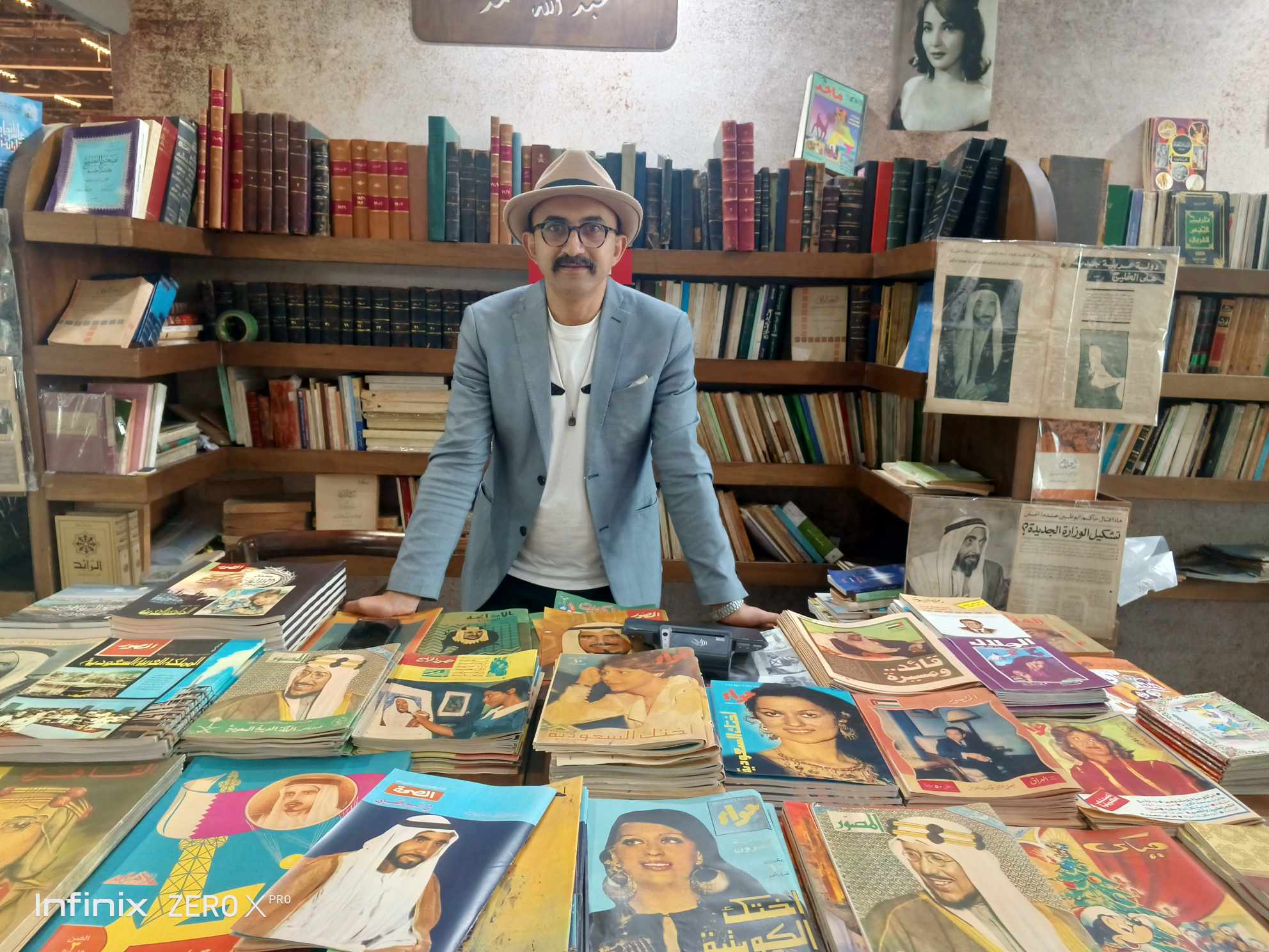 سور الأزبكية في معرض أبوظبي للكتاب.. أوراق برائحة الماضي | فيديو وصور