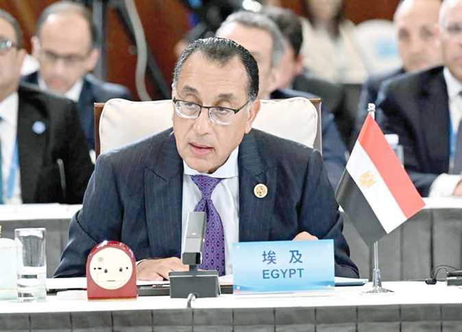 منح الرخصة الذهبية.. الحكومة تقدم تسهيلات لشركة سيارات صينية للاستثمار في مصر