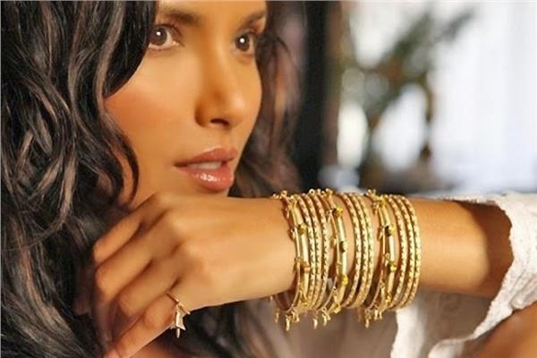 منها تحسين «المزاج».. 5 فوائد صحية لارتداء الذهب